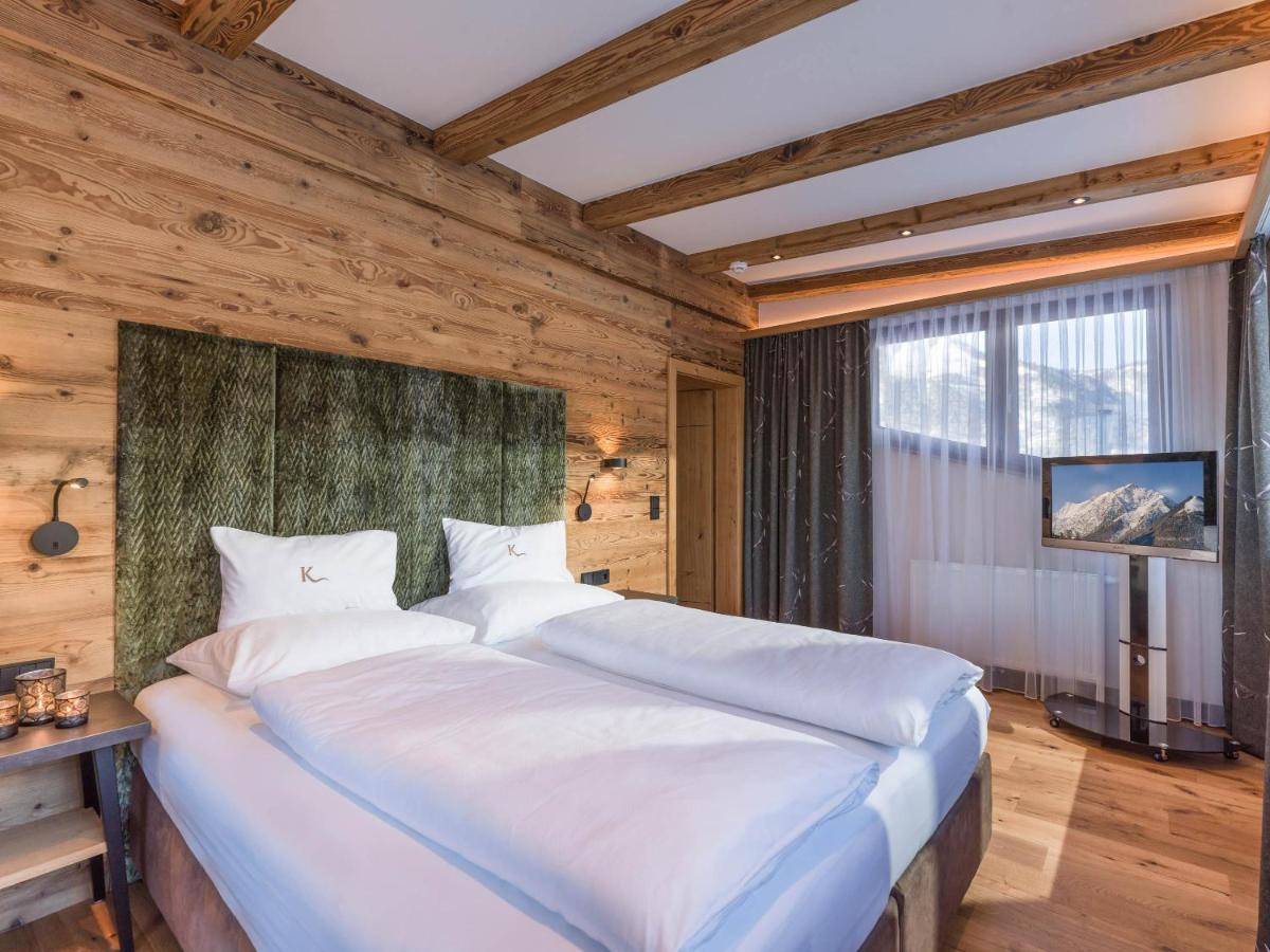 Hotel Karlwirt Pertisau Exterior photo
