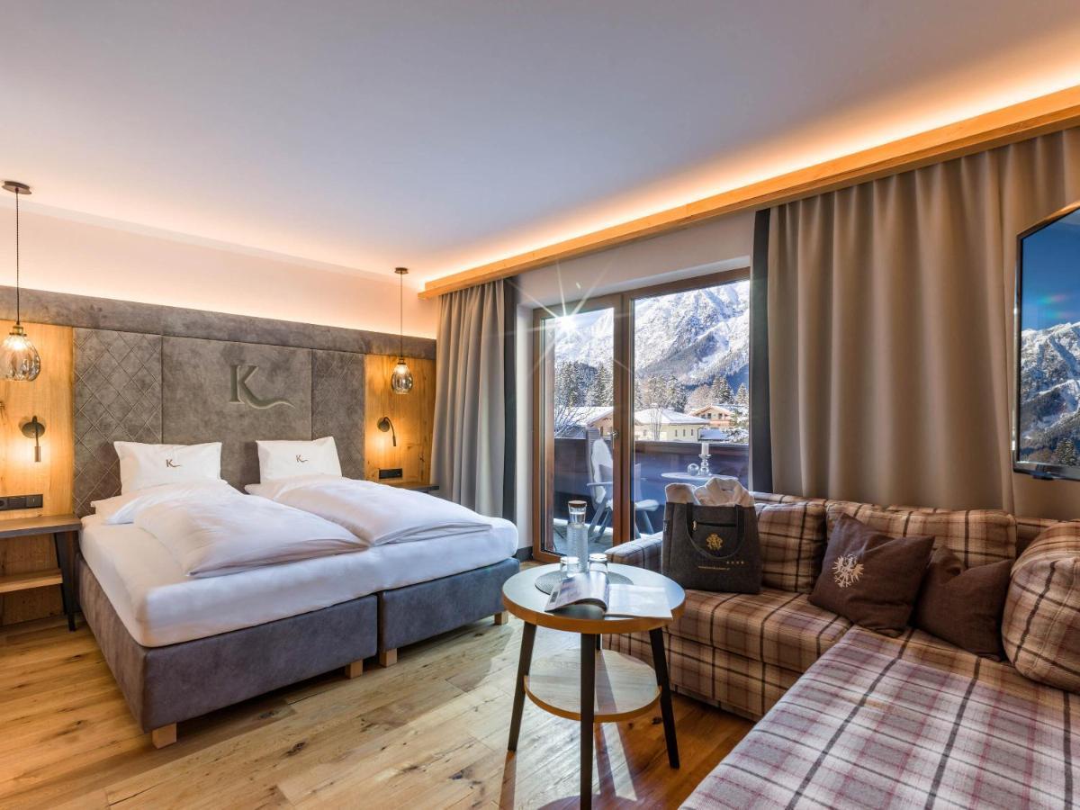 Hotel Karlwirt Pertisau Exterior photo